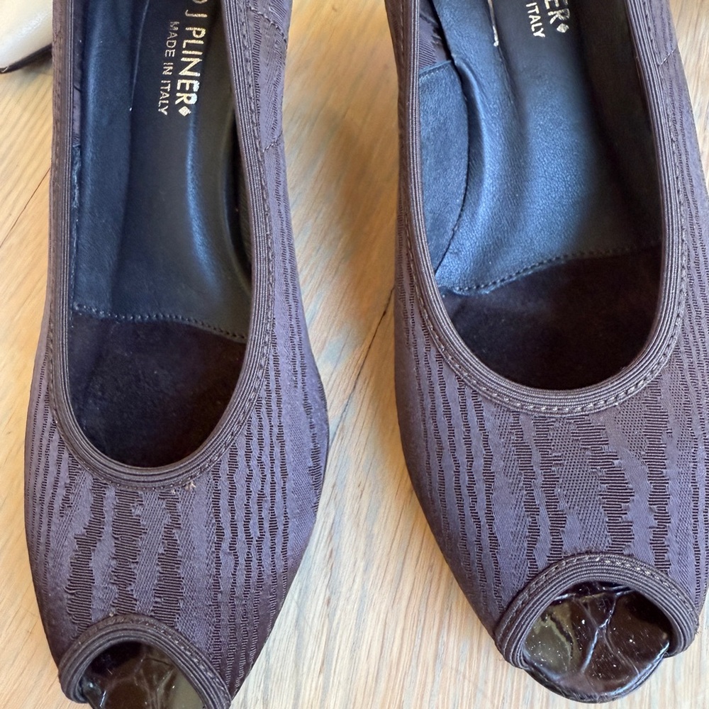 Donald J. Pliner Brown Heeled Shoes